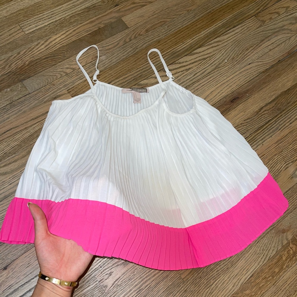 White and pink camisole sleeveless blouse